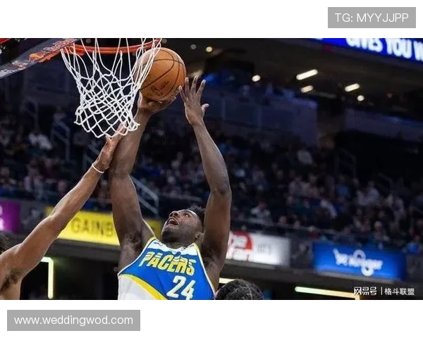 伦纳德切换防守拉升球队效率 关键时刻影响对比乔治明显