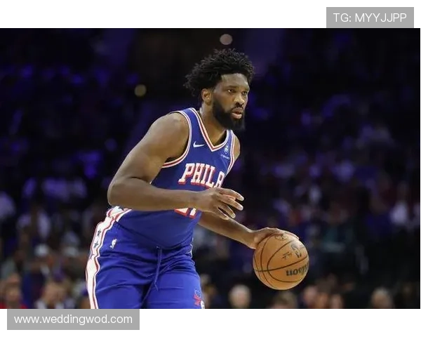 恩比德背身单打压制掘金，低位效率高于对位内线